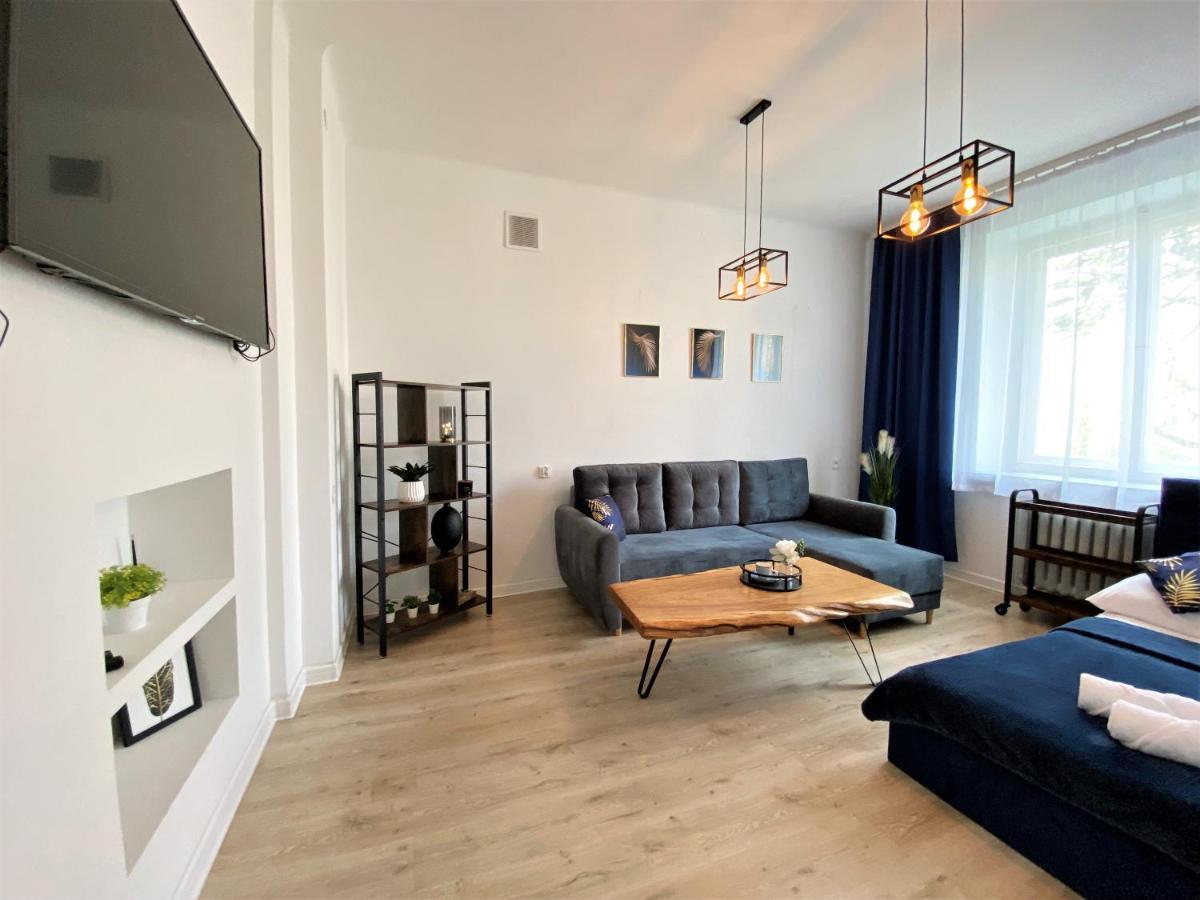 Apartament Midnight Blue Mielec Exterior foto